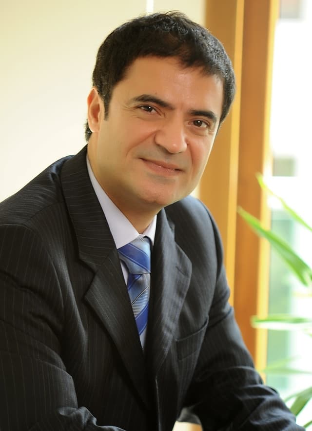 Doç. Dr. Serkan Yıldırım