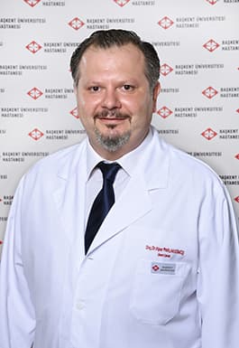 Doç. Dr. Alper Parlakgümüş