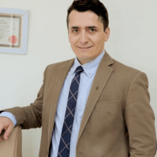 Uzm. Dr. Yaşar Hüseyin Onganlar