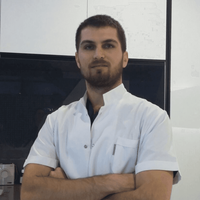 Uzm. Dt. Fevzi Büyükgebiz