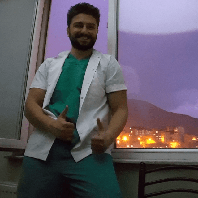 Uzm. Dr. Çağrı Kesim