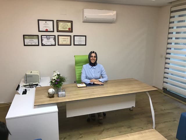 Uzm. Dr. Nazlı Çelenk