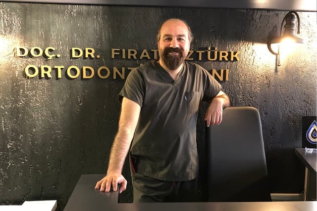 Doç. Dr. Fırat Öztürk