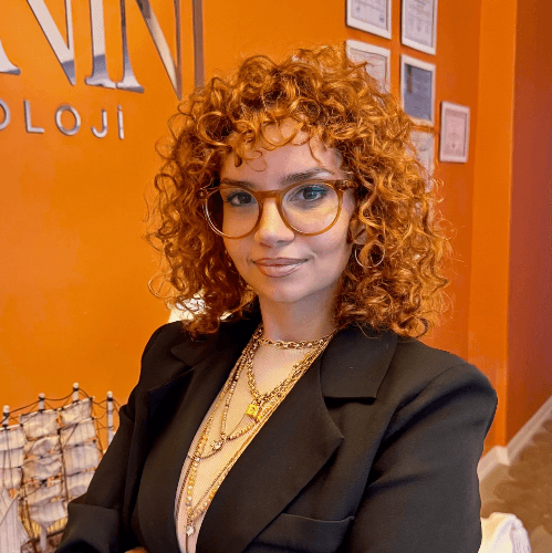 Klinik Psikolog Büşra Ağlamaz