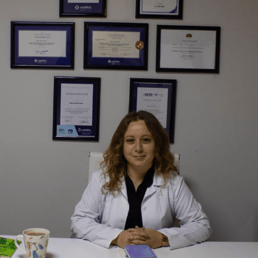 Uzman Dil ve Konuşma Terapisti Ebru Nur Özyurt