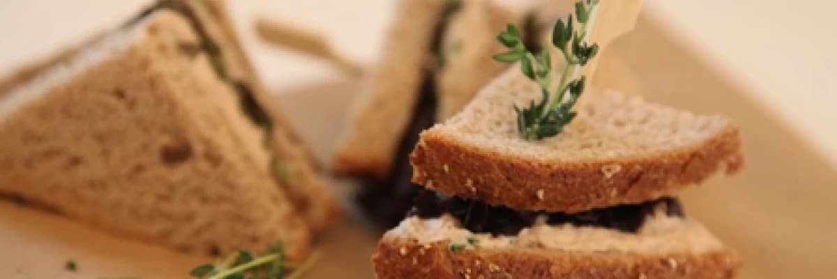 Ekmeksiz beslenme çantası olmaz