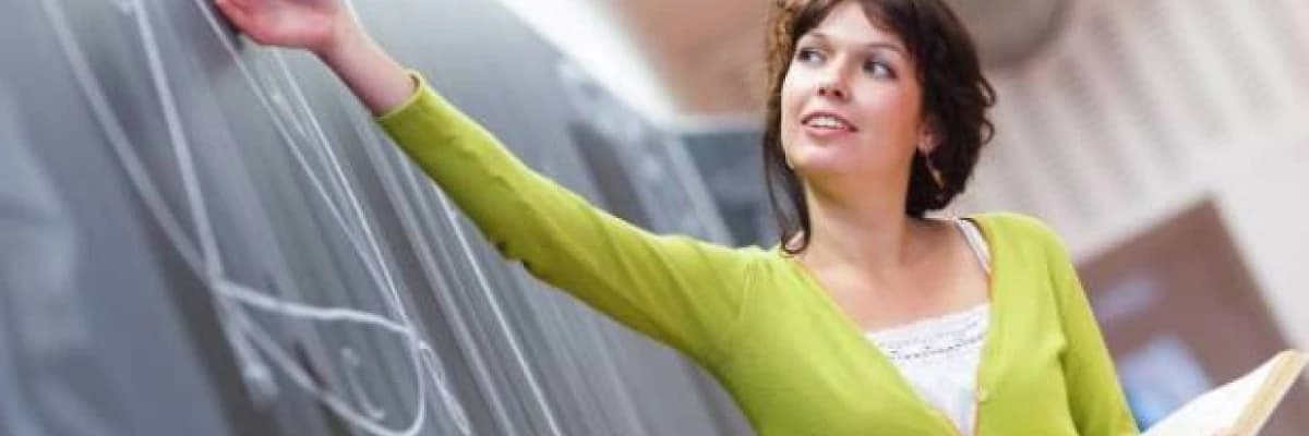 Öğretmenlere sesleniyoruz