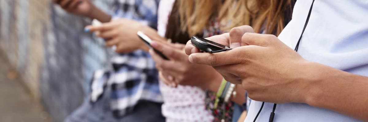 “Fomo Sendromu” Madde Bağımlığı Kadar Tehlikeli