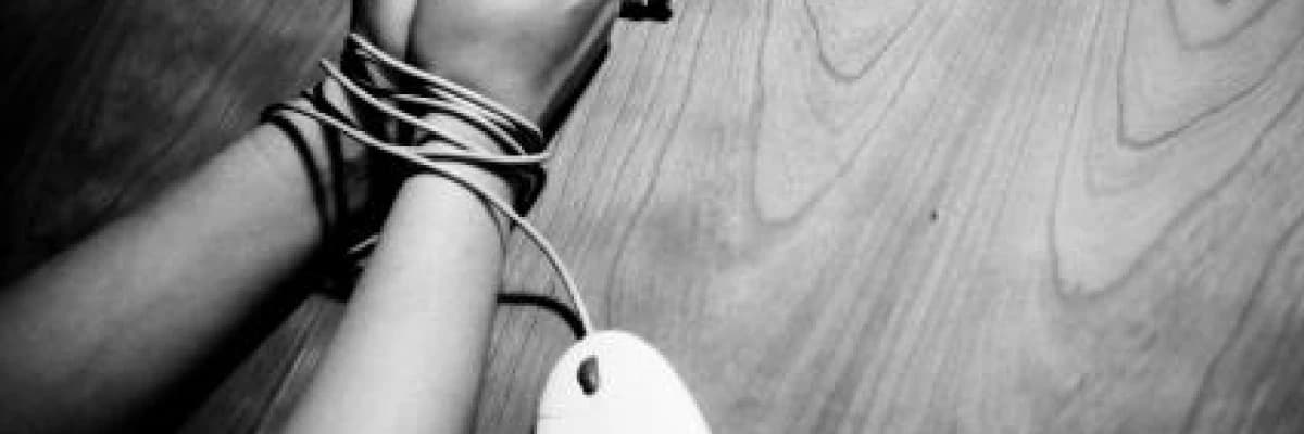 İNTERNET BAĞIMLILIĞINI ÖNEMSEYİN