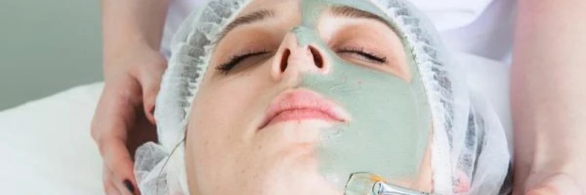 DERMATOLOJİ VE YÜZ GENÇLEŞTİRME