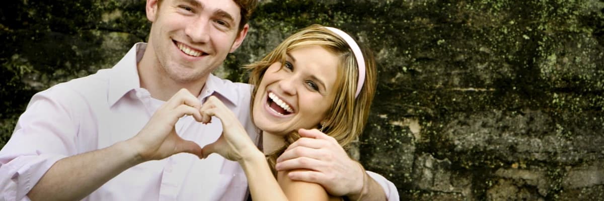 UYUMLU BİR ÇİFT MİSİNİZ?