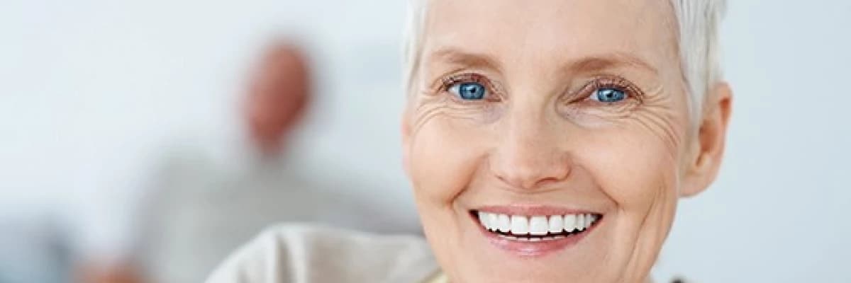 Protez (Takma) Diş Nedir? Temizliği ve Bakımı Nasıl Yapılır?