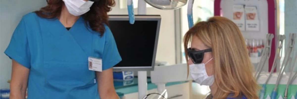 Ortodonti Tedavisi Kimlere Yapılır?