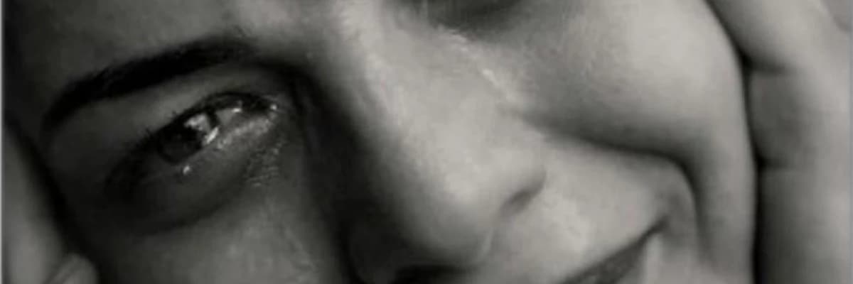 AĞLAMAKTAN KORKMAYIN.