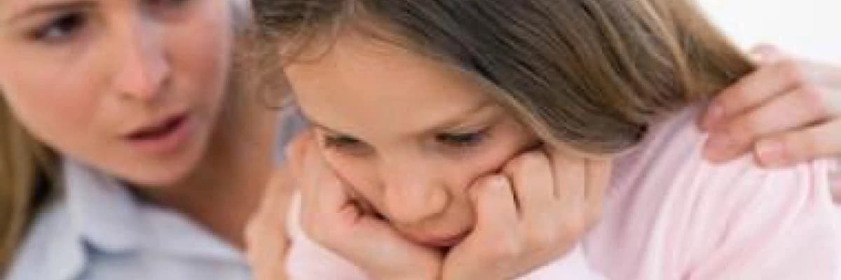 Çocuğum için Psikoterapi mi? İlaç Tedavisi mi?