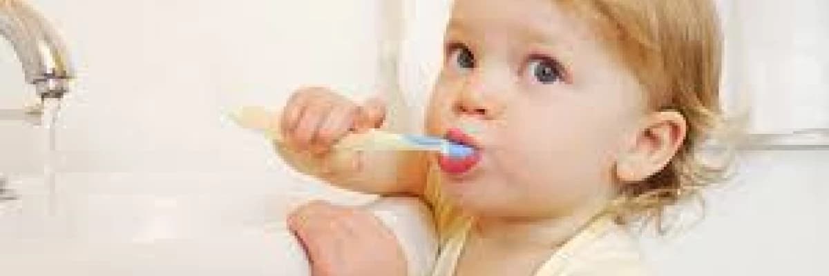 Bebeklerde Diş Bakımı Nasıl Olmalıdır?