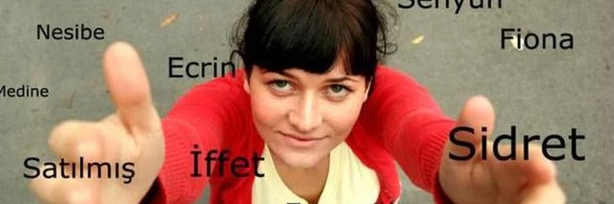 BAZEN İNSAN İSMİNİN ALTINDA EZİLİR