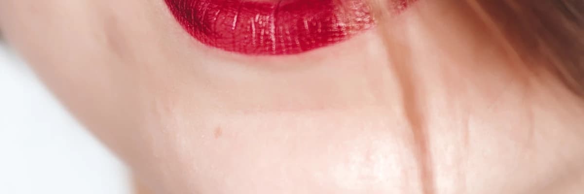 Gülümsemenizi Ertelemeyin!! Dental implantlar ile sağlıklı mutlu gülüşler mümkün!!!