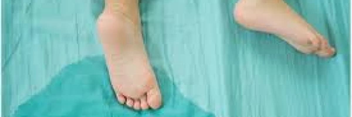 ÇOCUKLARDA ALT ISLATMA SORUNU (Enürezis)