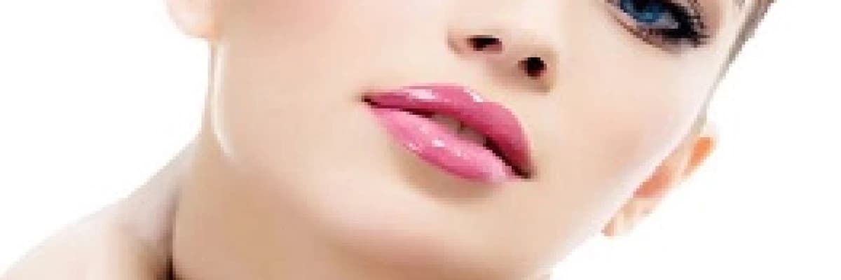 Estetik Burun Ameliyatı ( Rhinoplasty )