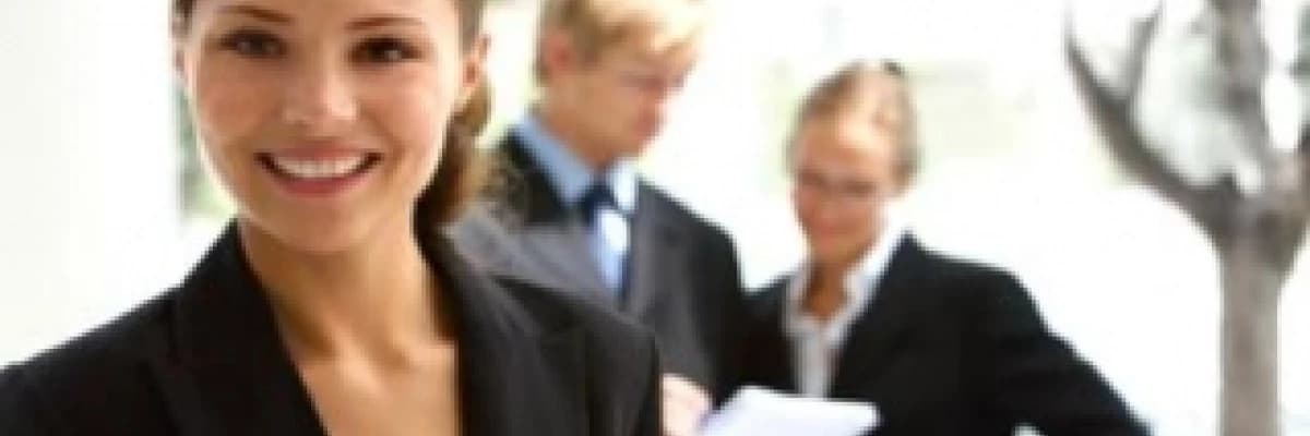 İçinizden geldiği gibi gülebilmeniz için; işte size gülmek yakışıyor!