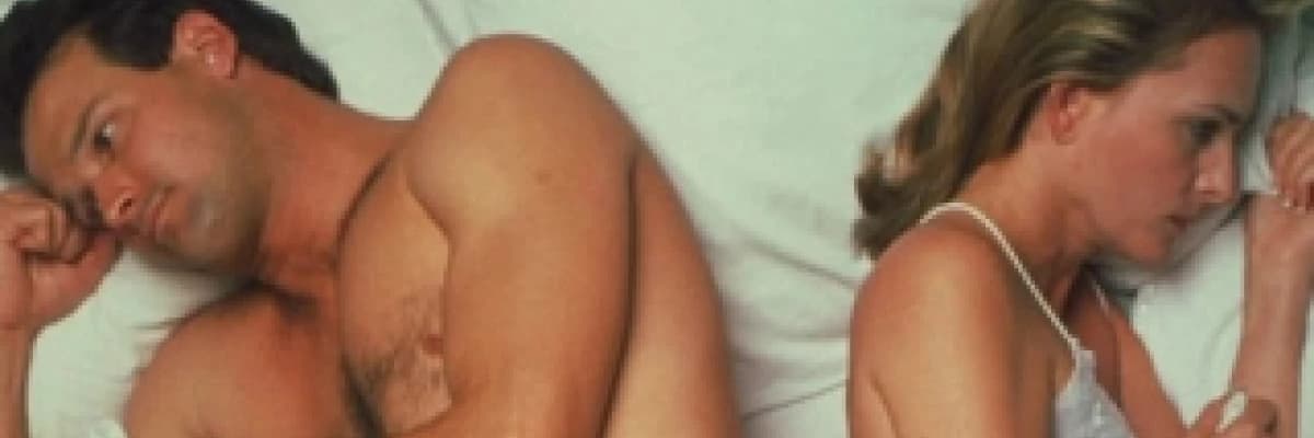 HORLAMA ve UYKU BOZUKLUĞU EŞLERİ KÖTÜ ETKİLİYOR