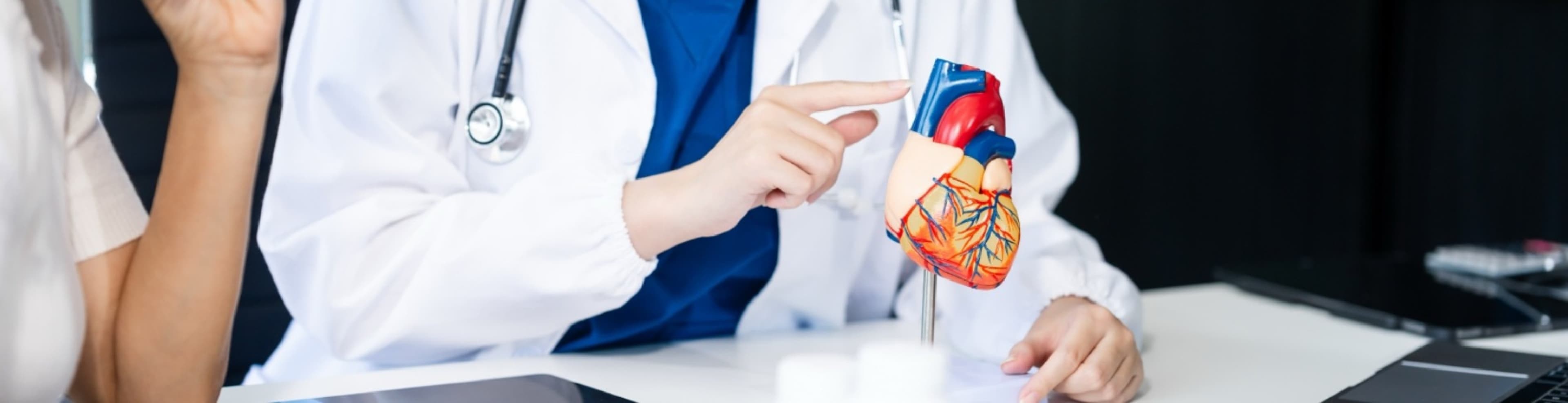 Hipokondriyazis: Nedenleri, Belirtileri ve Tedavileri