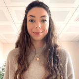 Natalie Höllüksever