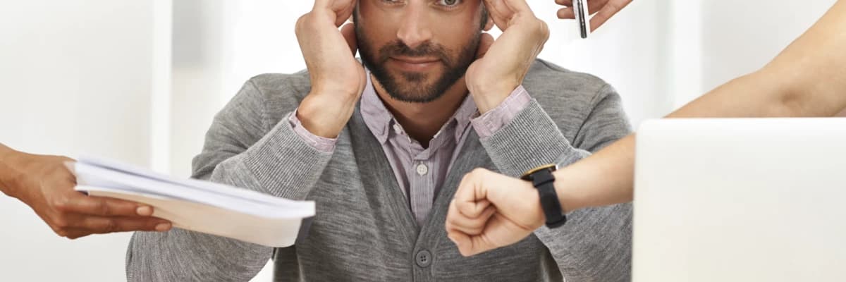 İŞ STRESİ VE OLUMSUZ GERİ DÖNÜŞÜMLERİ