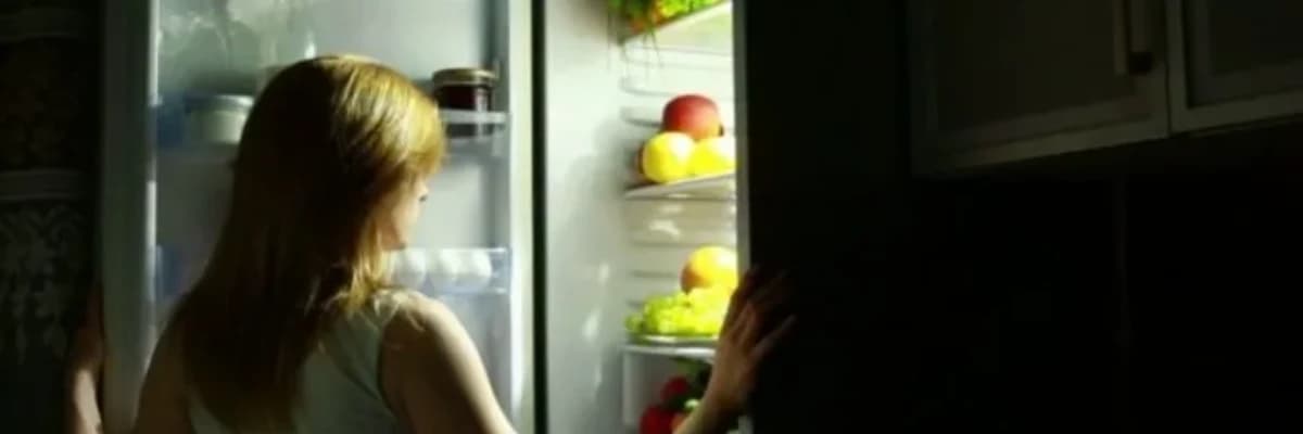 Gece yemek krizini önlemenin yolu: Başucunuzda su bulundurun