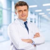 Op. Dr. Ömer Faruk Öğe