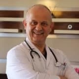 Op. Dr. Erol Bayraktar Profil Fotoğrafı