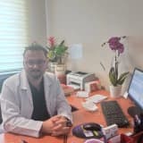 Op. Dr. Berker Kavşı Profil Fotoğrafı