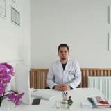Uzm. Dr. Mehmet Emre Yılmaz Profil Fotoğrafı